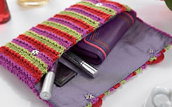 Kitsch Clutch