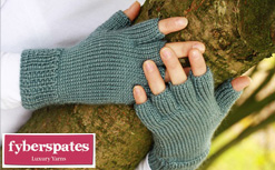 Claudya Mittens