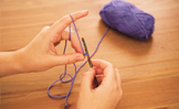 How to Crochet: holding your yarn and hook