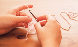 How to Crochet: magic loop and chain circles