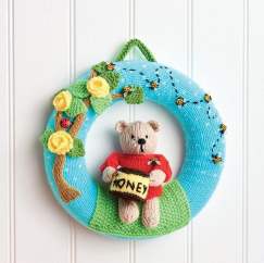 Honey Bear Nursery Wreath Knitting Pattern