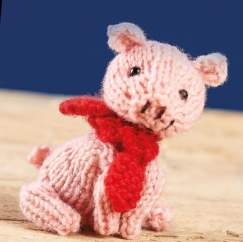 Christmas Chorus Pig Knitting Pattern