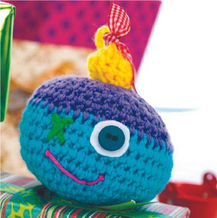 Monster Bauble crochet Pattern