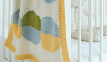 Intarsia Baby Cot Blanket