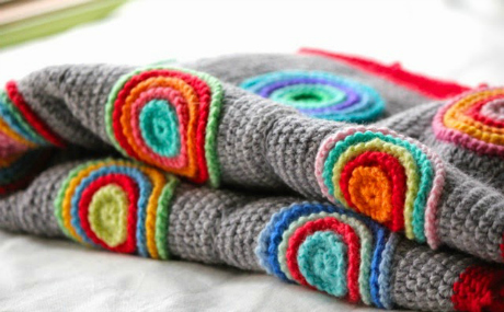 little woollie wheel within wheel crochet blanket