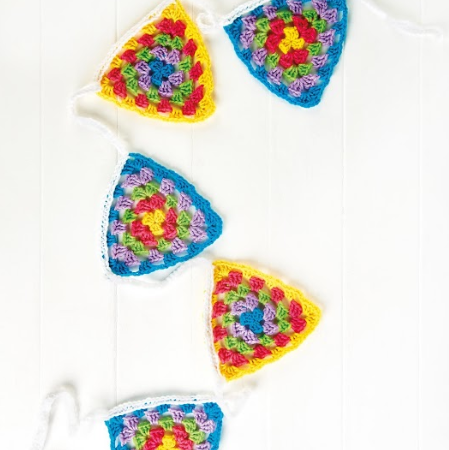 Granny Triangle Bunting crochet Pattern