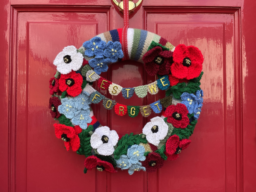 Remembrance Poppy Wreath Knitting Pattern | Knitting Patterns | Let's ...