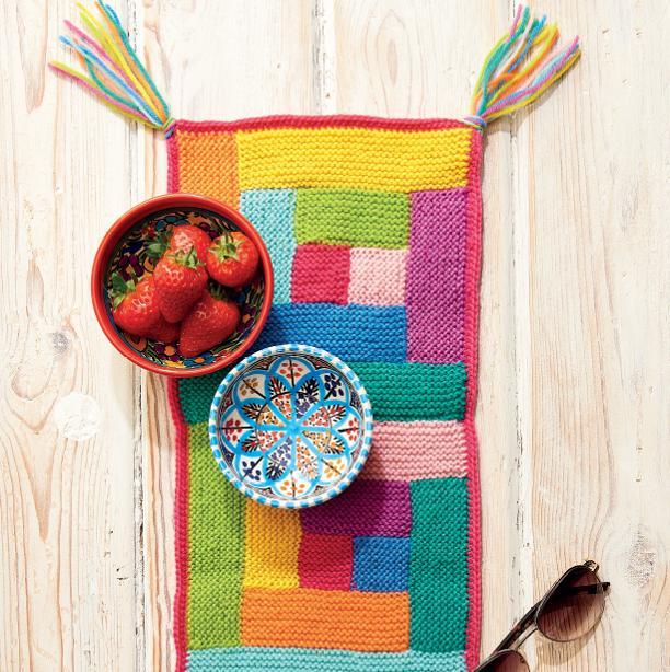 Knitted Table Runner Knitting Patterns Let's Knit Magazine