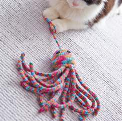 Jellyfish Cat Toy Knitting Pattern