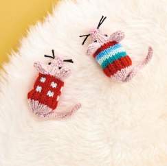 Little Christmas Mice Knitting Pattern