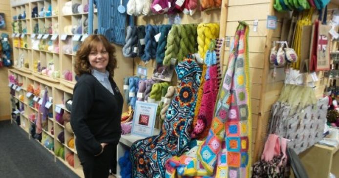 Guest post: Sara from Black Sheep Wools’ Craft Barn Gets Ready For Yarn Shop Day! Knitting Blog