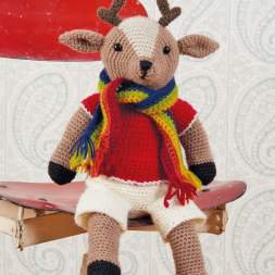 Deer Toy Knitting Pattern