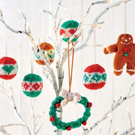 23 Quick Christmas Characters & Decorations Knitting Pattern
