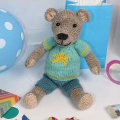 Benson Bear: Shorts and Star T-shirt Toy Knitting Pattern Knitting Pattern