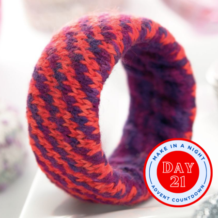 Advent Day 21: Knitted Bangle Knitting Pattern