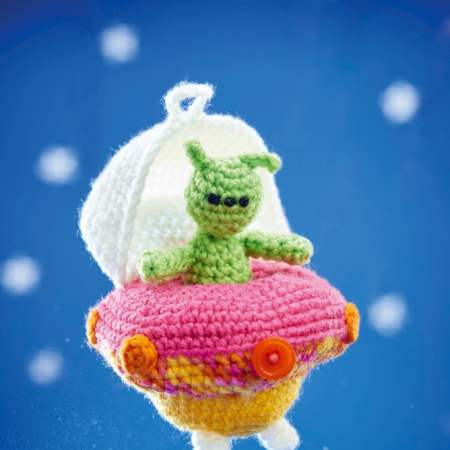 Lost In Space: Alfie The Alien & His UFO crochet Pattern