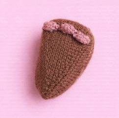 Chocolate Cake Slice | Toy Knitting Pattern Knitting Pattern