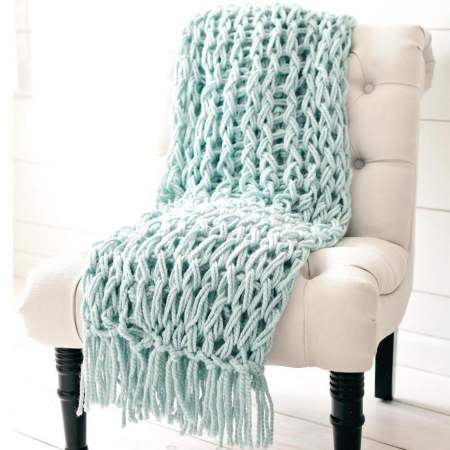 Arm Knitted Fringed Throw Knitting Pattern