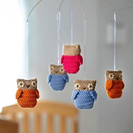 Baby’s Owl Mobile Knitting Pattern