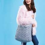 Cabled Shoulder Bag Knitting Pattern