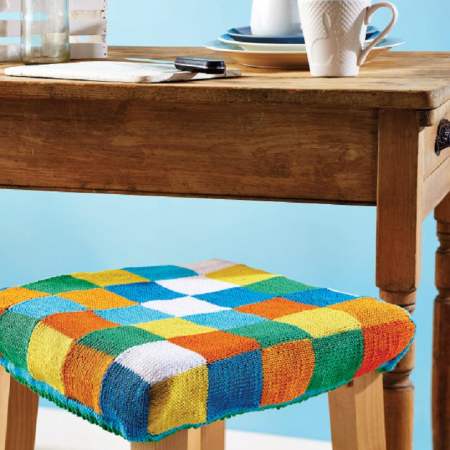 Checked stool cover Knitting Pattern