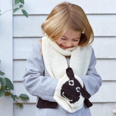 Child’s Sheep Pocket Scarf Knitting Pattern