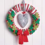 Holly & Bow Christmas Wreath Knitting Pattern Knitting Pattern