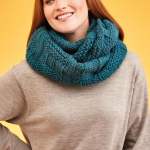 Chunky Wave Cowl Knitting Pattern