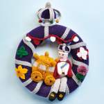 Coronation Knitted Wreath Knitting Pattern