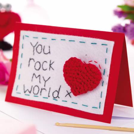Valentine’s Day Card and Heart Brooch Crochet Pattern crochet Pattern