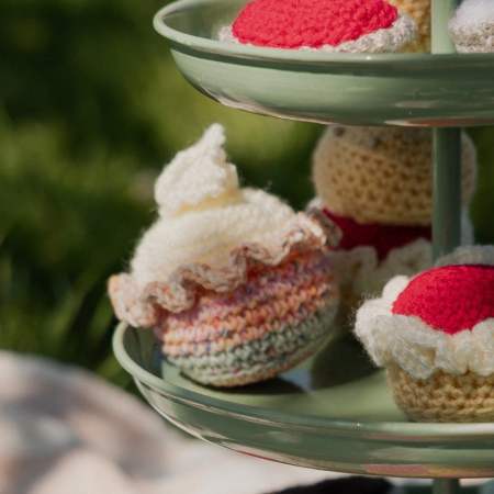 Cupcake Crochet Pattern | A Little Bit Crafty crochet Pattern