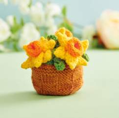 Knitted Daffodil Chocolate Orange Cover Knitting Pattern