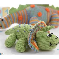 Val Pierce’s Knitted Dinosaurs Knitting Pattern