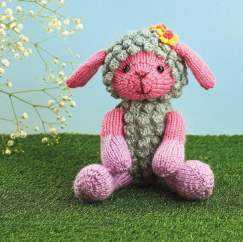 Knitting vs Crochet: Easter Lamb Knitting Pattern