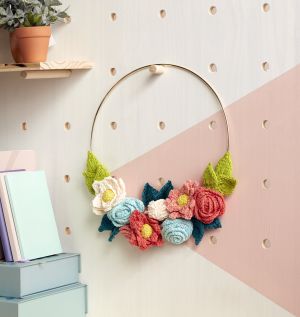 Lily Sugar’n Cream In Bloom Knit Wreath