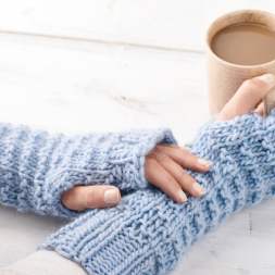 Fingerless mittens Knitting Pattern