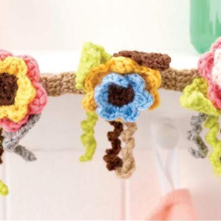 Flower Garland crochet Pattern