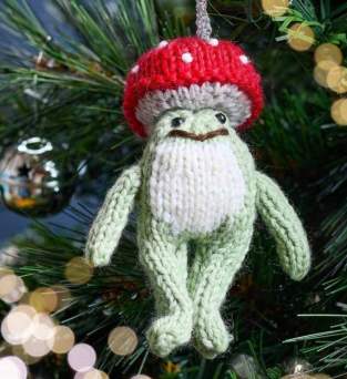 Mushroom Frog Bauble Knitting Pattern Knitting Pattern