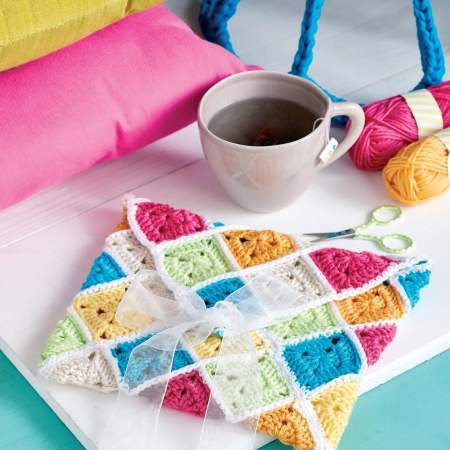 Granny Square Clutch crochet Pattern