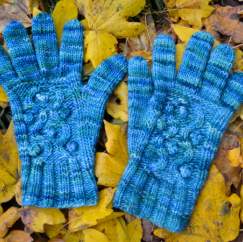 Grayson cabled gloves Knitting Pattern