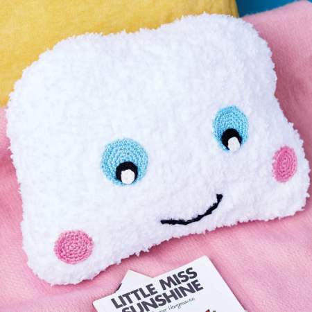 Happy Cloud Cushion Knitting Pattern