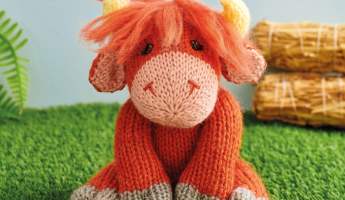 Beginner Highland Cow Toy Knitting Pattern