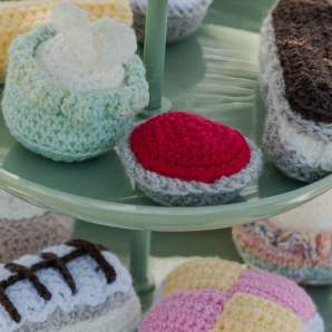Jam Tart Crochet Pattern | A Little Bit Crafty Knitting Pattern