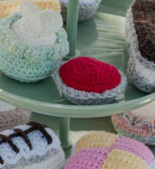 Jam Tart Crochet Pattern | A Little Bit Crafty Knitting Pattern