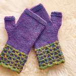 Let’s Knit Together Member’s Mini Mag: Christmas 2026 Knitting Pattern
