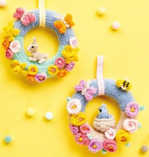 Knitted Easter Wreaths