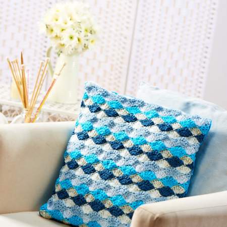 Fan-stitch cushion Knitting Pattern