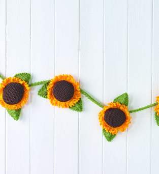 Sunflower Bunting Knitting Pattern