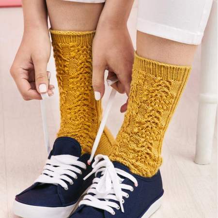 Shell Socks Knitting Pattern