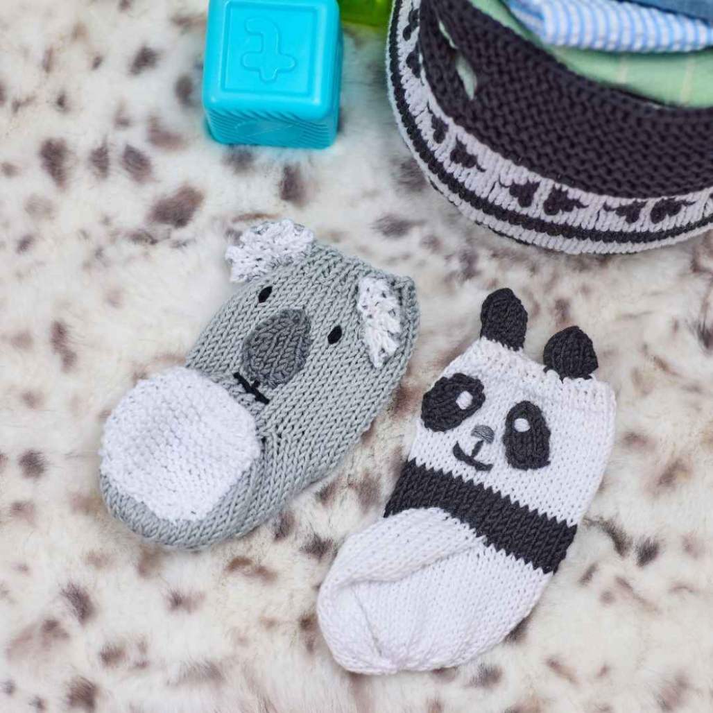Monochrome Baby Knit-Along: Part Three - Animal Socks